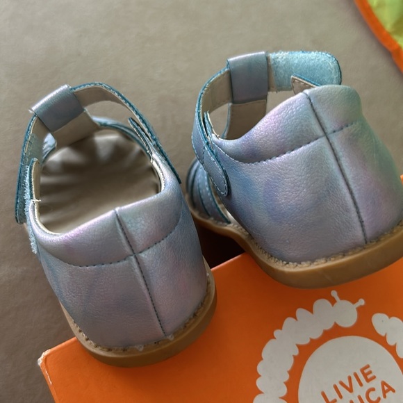 Toddler girls size 6 Livie & Luca iridescent metallic sandal Mary Jane’s - Picture 3 of 5